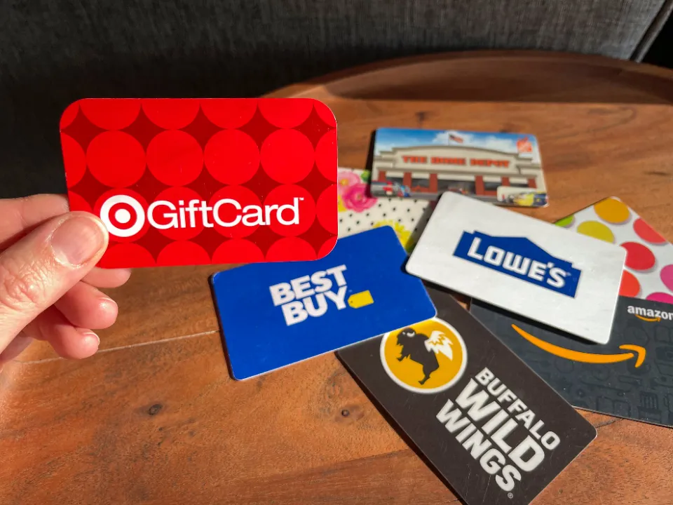 How Does a Gift Card Work - Everything You Should Pay Attention!