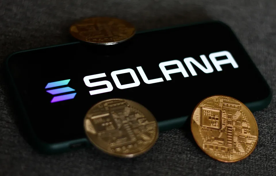 How to Stake Solana (SOL) on Phantom - Is It Easy to Earn SOL?
